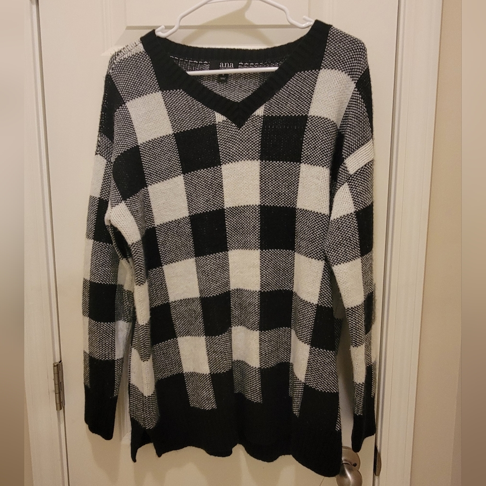 Black & White Checkered Sweater by a.n.a, size Medium